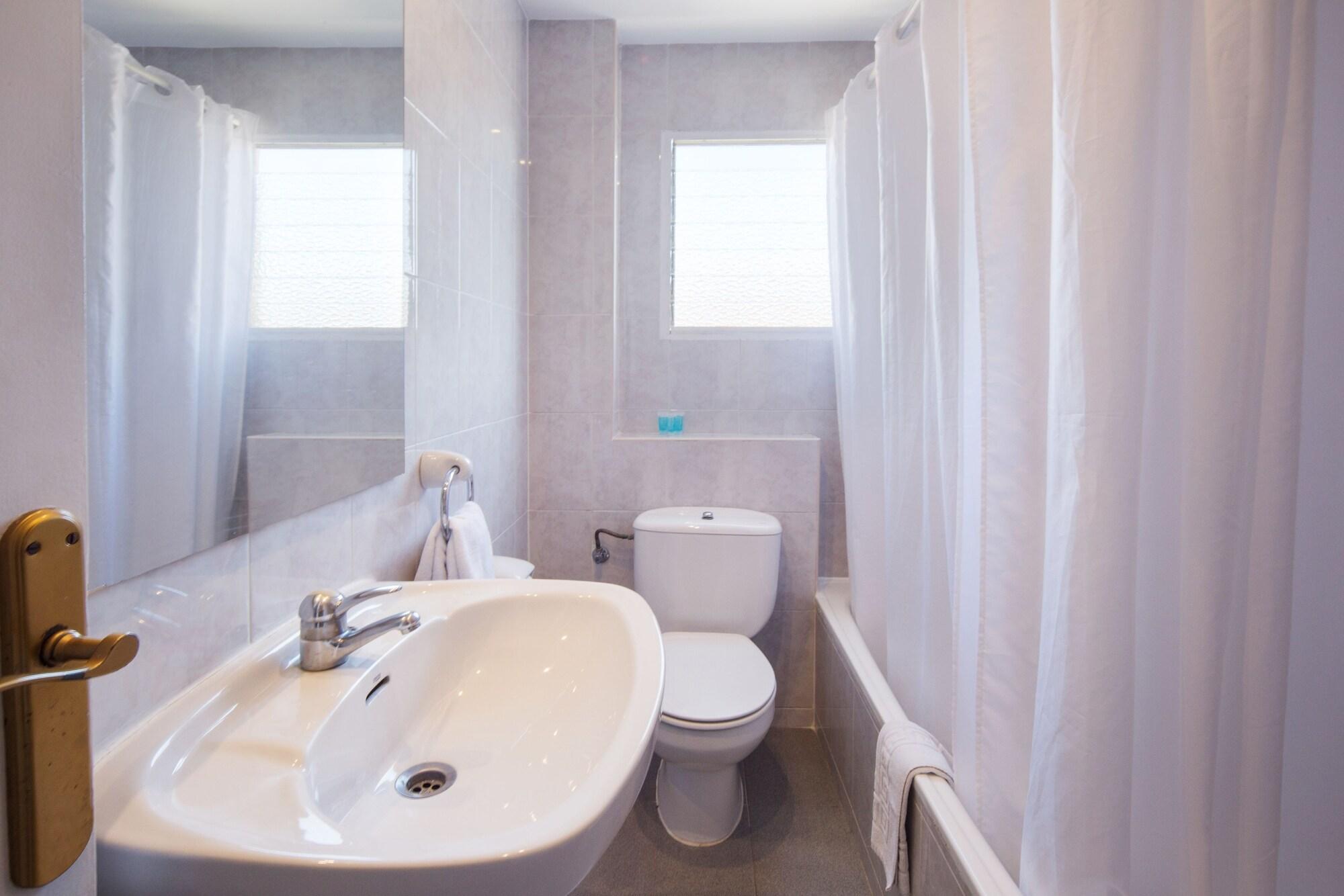 Martinez Apartments Palmanova Dış mekan fotoğraf