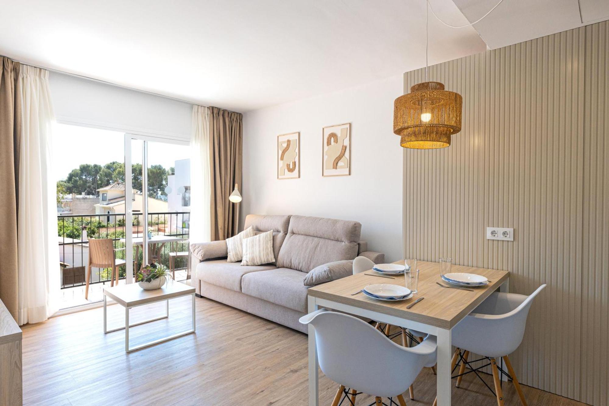 Martinez Apartments Palmanova Dış mekan fotoğraf