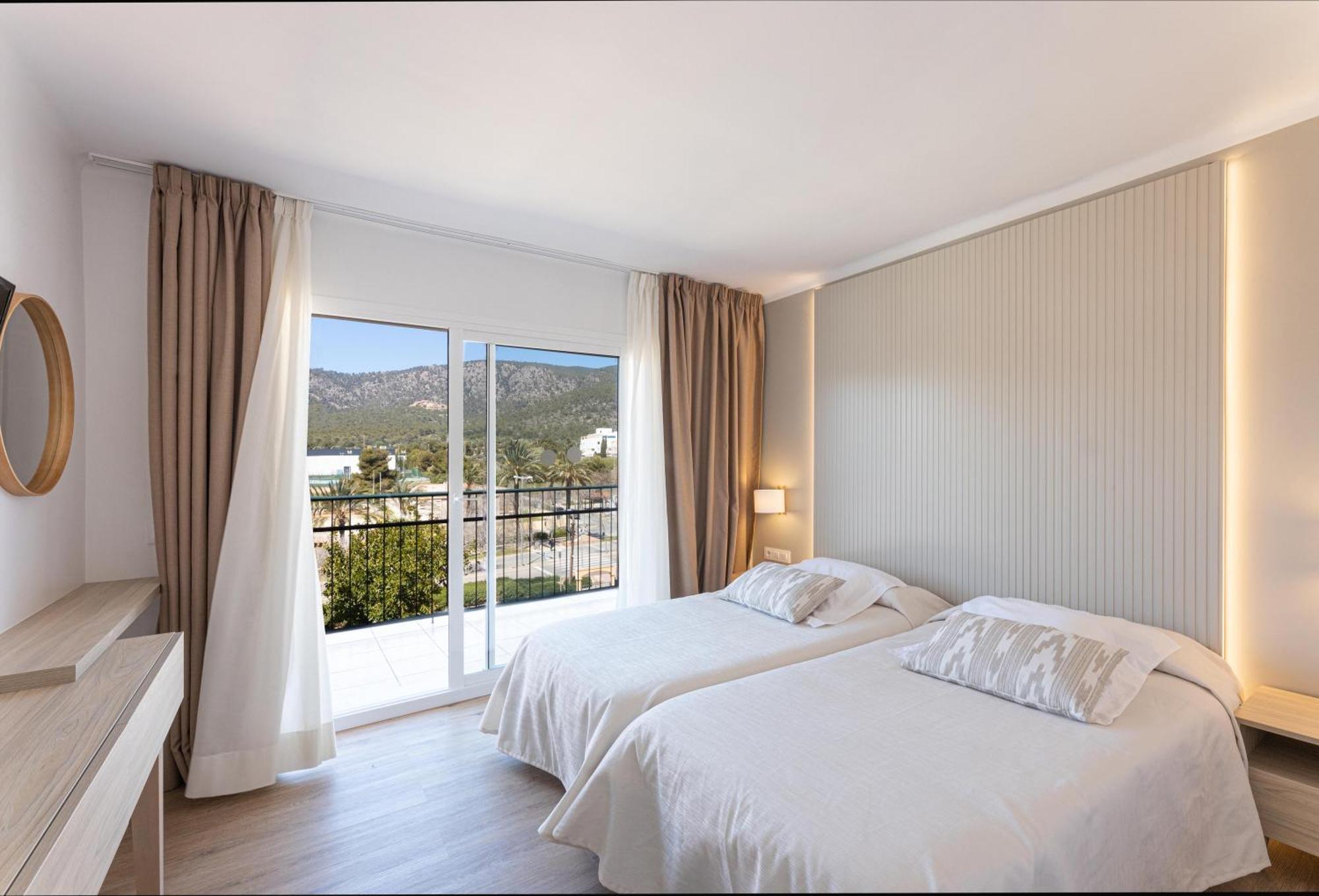 Martinez Apartments Palmanova Dış mekan fotoğraf