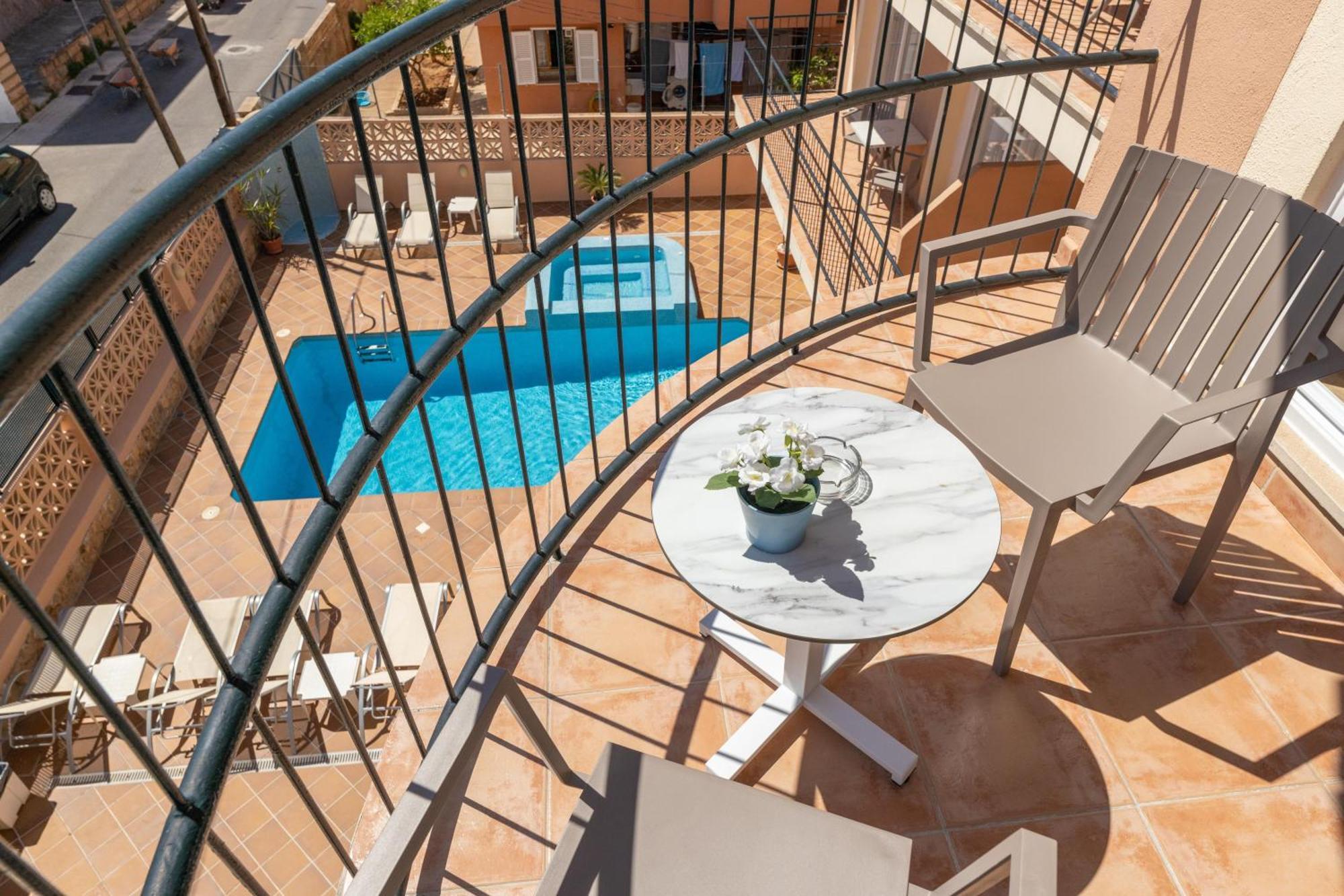 Martinez Apartments Palmanova Dış mekan fotoğraf