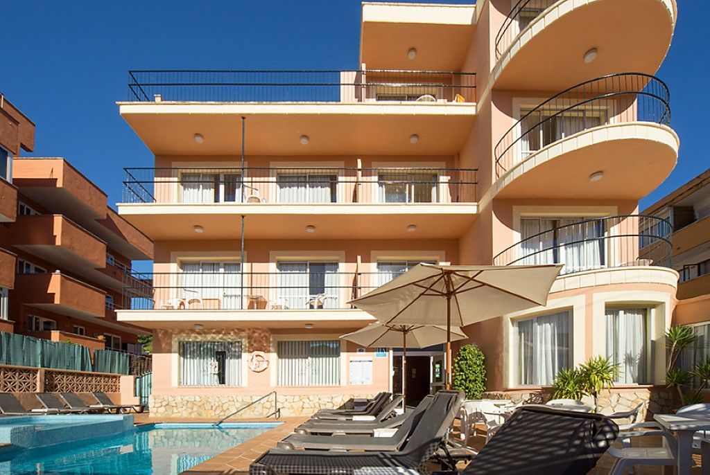 Martinez Apartments Palmanova Dış mekan fotoğraf
